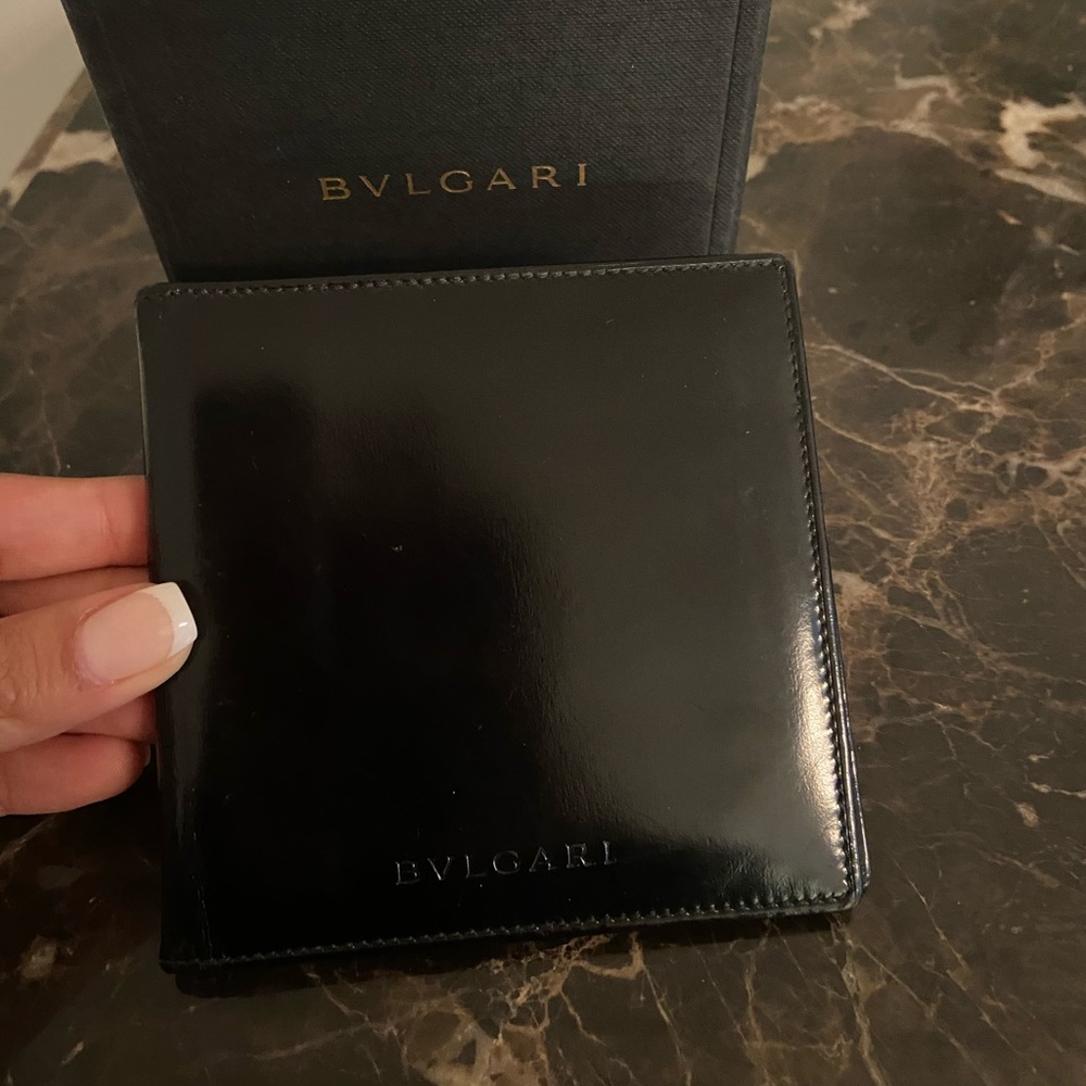 Bvlgari Men’s leather wallet